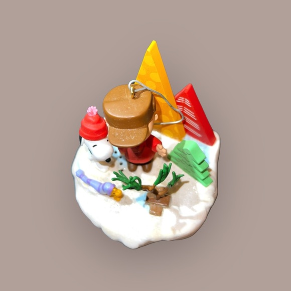 A Charlie Brown Christmas Tree 2006 Hallmark Keepsake Ornament - Picture 6 of 11